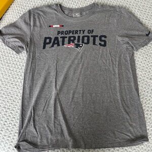 Nike Gray Patriots Football Athletic Tee